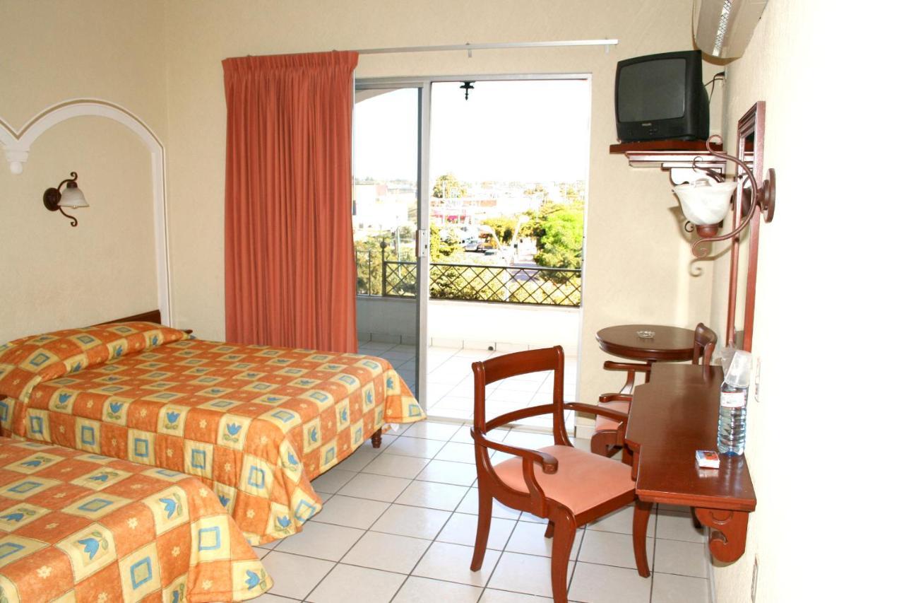 Hotel Davimar Guamuchil Exterior photo